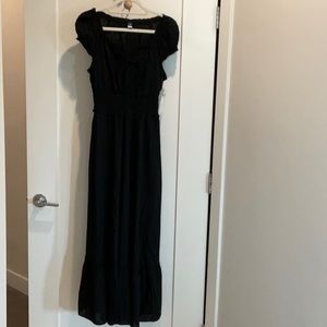 Old Navy clip dot maxi dress